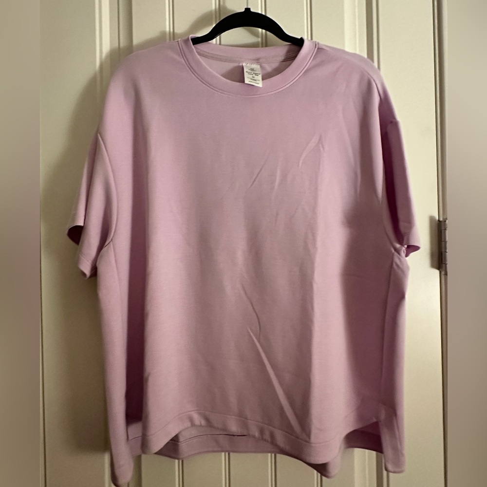 Member's Mark  XL Lavender Short Sleeve Luxe Tee and Shorts Set